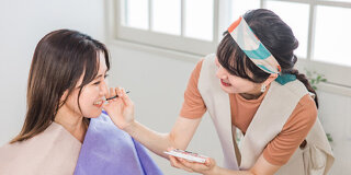 一気に垢抜け！春の透明感メイク体験！ 